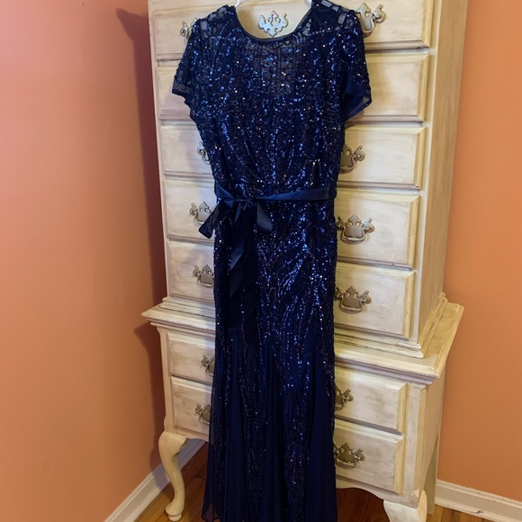 COPY - Floor length mother of the bride dress in navy. - Picture 2 of 3
